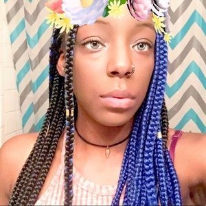 Meet your Posher, Alexia